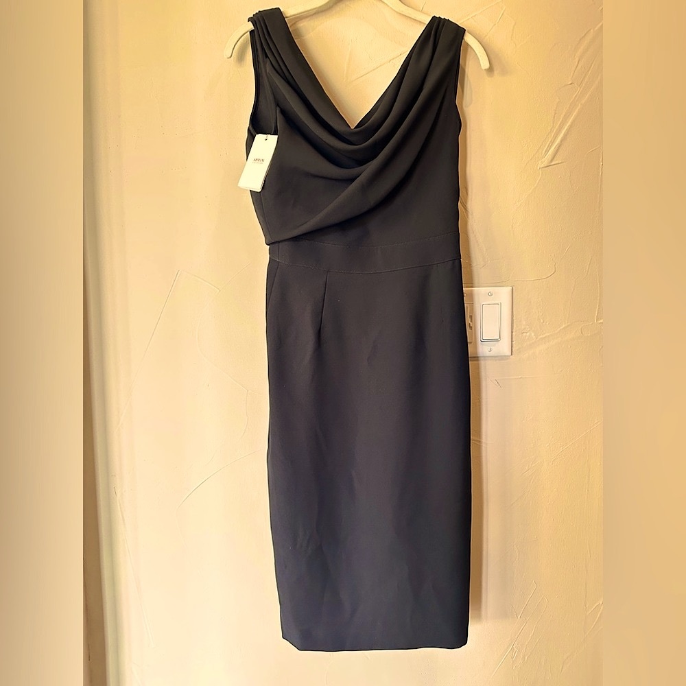 Giorgio Armani Collezioni elegant Cocktail dress, Size 2, black.